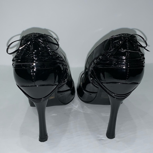 Delicious Black Patent Leather Heels - Picture 5 of 6
